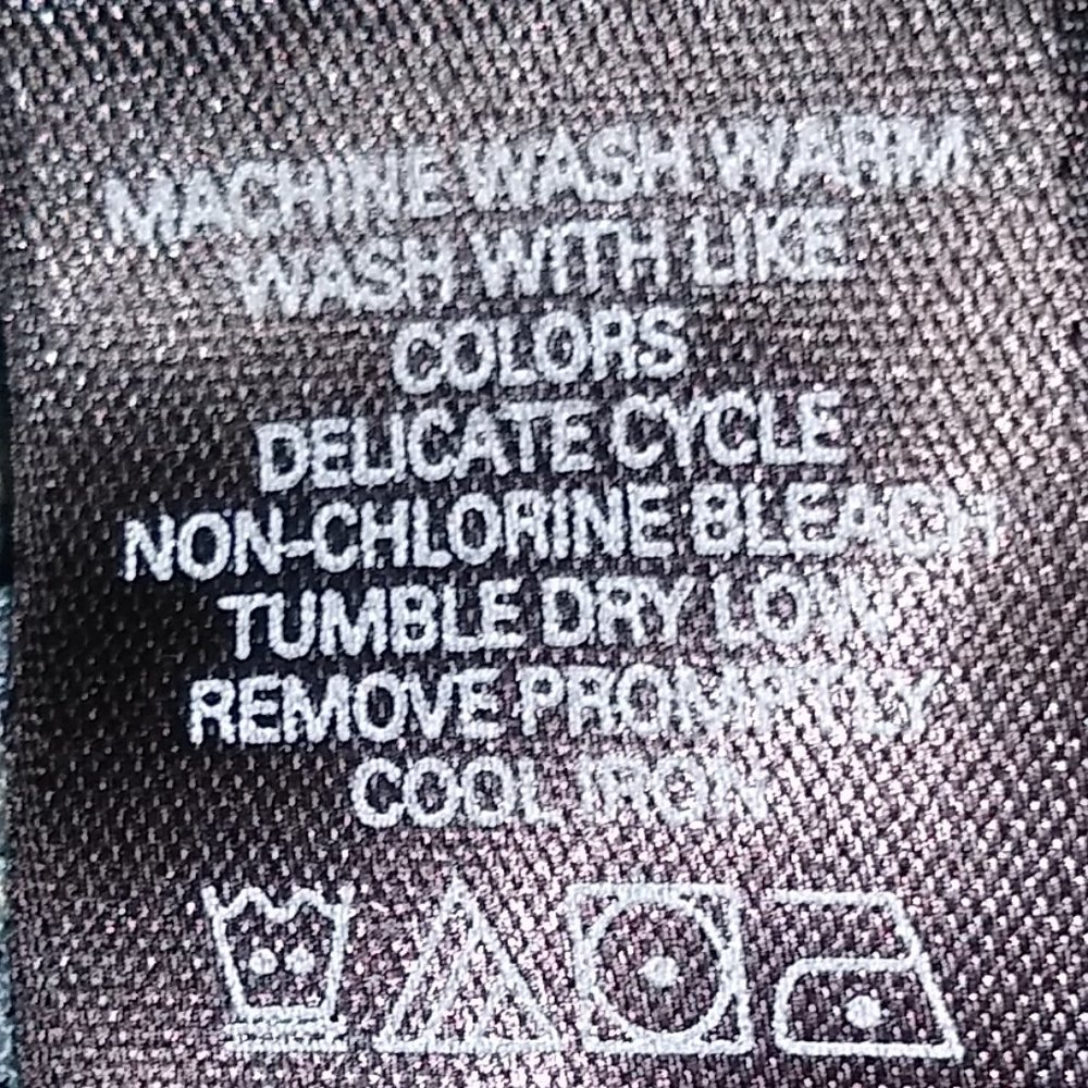 Axcess Sleeveless Top EUC - Picture 9 of 9